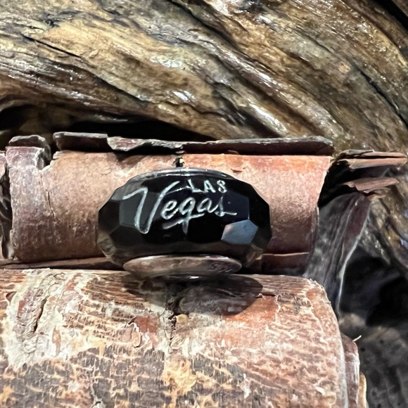 HTF Rare Authentic Pandora Exclusive Las Vegas Black Faceted Fascinating Murano - Picture 1 of 9